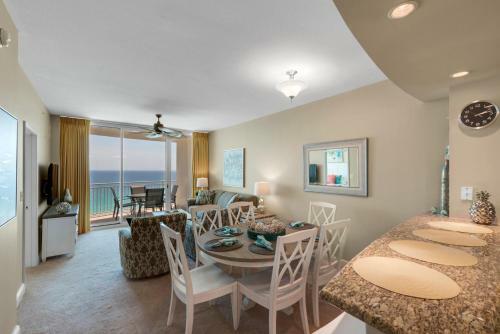 Aqua 1106 W/bunk Room, Free Beach Chairs, Free Wifi, Beachfront!!!