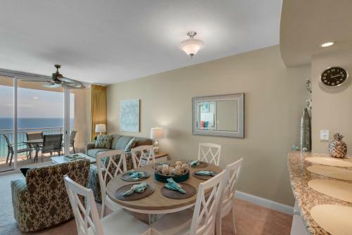Aqua 1106 W/bunk Room, Free Beach Chairs, Free Wifi, Beachfront!!!