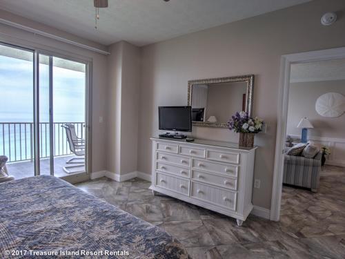 Treasure Island 1202