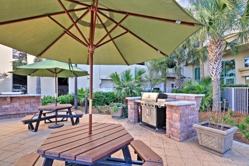 Apartamento Spectacular Oceanfront Emerald Beach Resort Condo