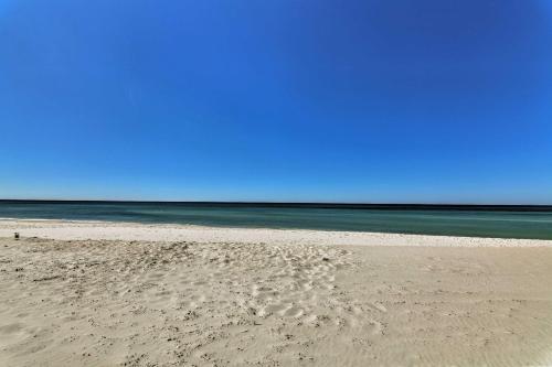 Apartamento Bright Pcb Condo With Gulf Views And Beach Access