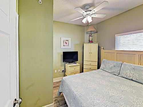 Apartamento New Listing! Gulf-front Gem With Multiple Pools Condo