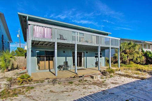 Cozy Cottage Steps From St Andrew State Park!