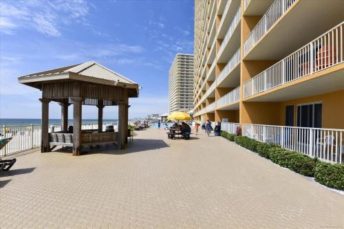 Treasure Island 1006