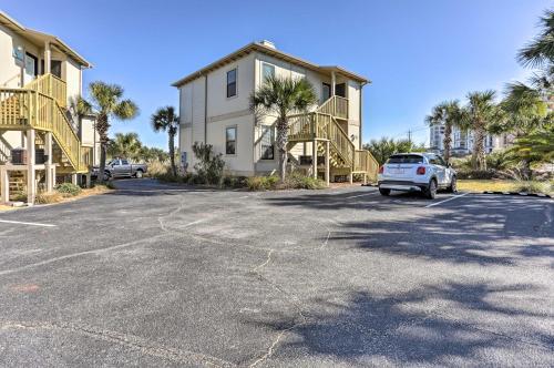 Apartamento Chic Waterfront Pensacola Condo With Pool And Dock!