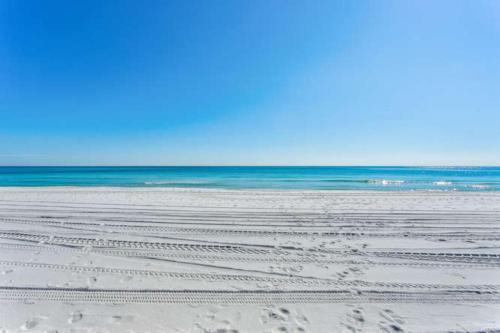 Vs482 - Spacious Unit On Little Sabine Bay