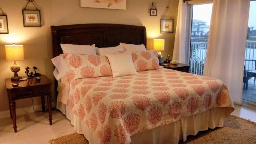 Vs482 - Spacious Unit On Little Sabine Bay