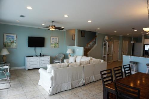 Villa 435 Fort Pickens Rd