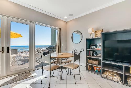 Big O Beach - White Sands Townhomes