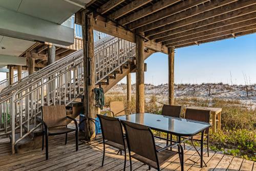 Big O Beach - White Sands Townhomes
