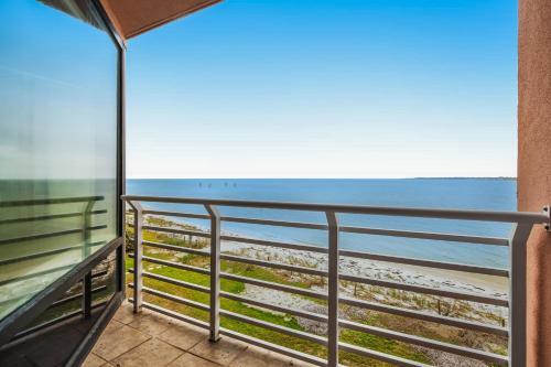Palm Beach Club 2-226