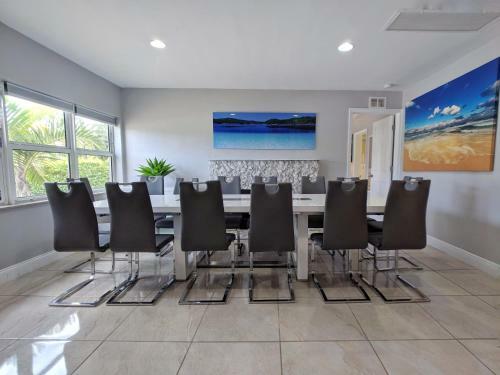 Hibiscus Ocean Villa