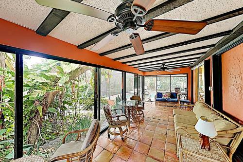 Tropical Gem On Water Home