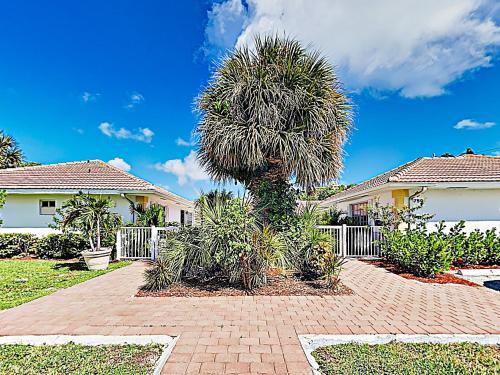 New Listing! Coastal Apartment With Pool & Patio Home