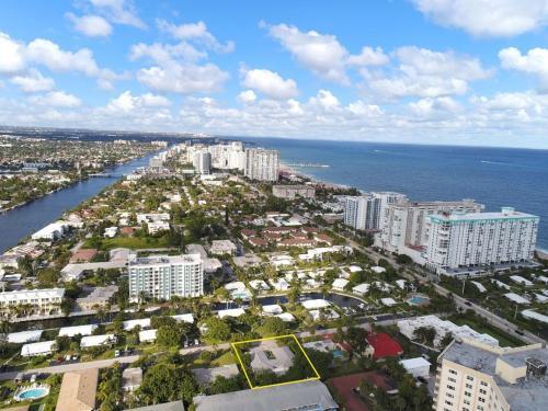 Recently Renovated Studio Apartment - Unit #20b Apts