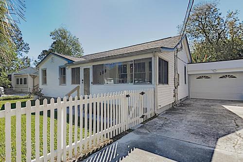 New Listing! All-new Home With Pool - Near Beach Home