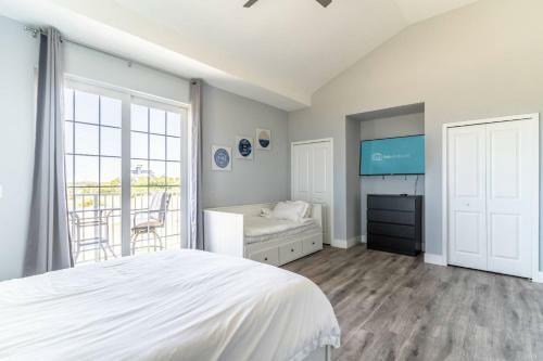 3284 Little Harbor