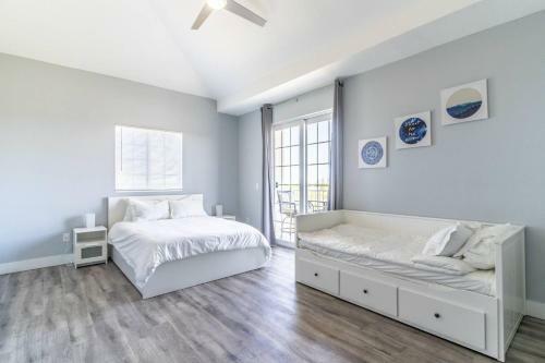 3284 Little Harbor