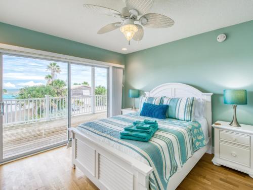 Sanctuary At The Beach With Ocean-view Balconies Home