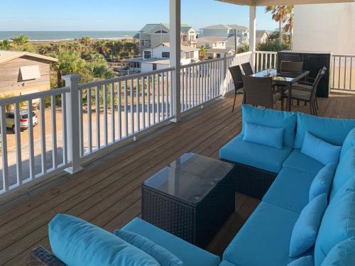 Sanctuary At The Beach With Ocean-view Balconies Home