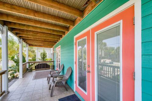 Seascape Family Beach Retreat