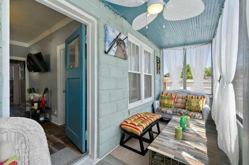 Apartamento Casa Bella- Chic, Retro Apt- Steps To Historic District!