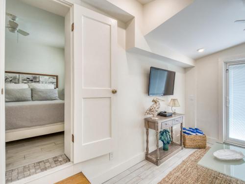 ?anastasia Lodge Cabana? Beach & Pool Oasis Home