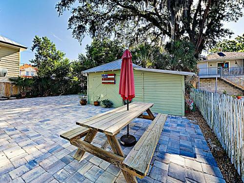 Apartamento New Listing! Downtown Hideaway Near Vilano Beach Duplex