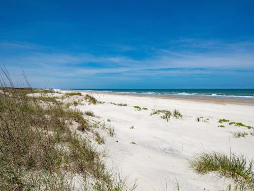 New Listing! Atlantic Dream With Pool - Steps To Beach Home