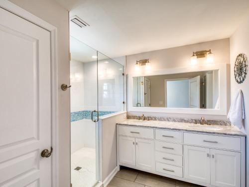 New Listing! Atlantic Dream With Pool - Steps To Beach Home