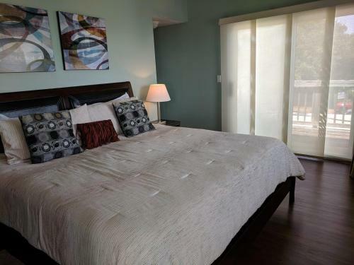 Posada Inn At Camachee Harbor View Suite 29