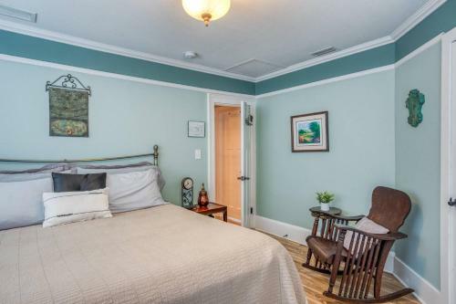 Orange Street Apartment