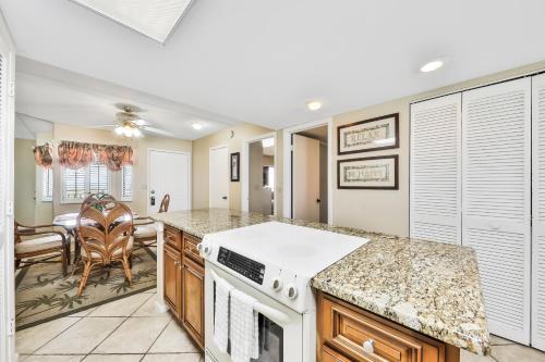 Oceanfront Windjammer Getaway