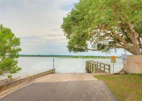 Apartamento Pelican Inlet F137 Condo