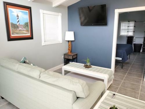 La Casita Home
