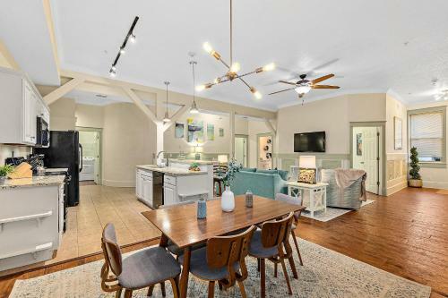 The Ray- 1st Floor Charming Condo- Walk To Downtown