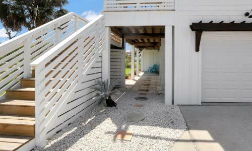 Anchored Inn By Pristine Properties