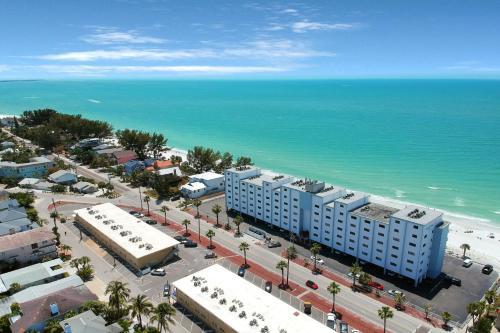 2 Bed 2 Bath Apartment In Tampa Bay