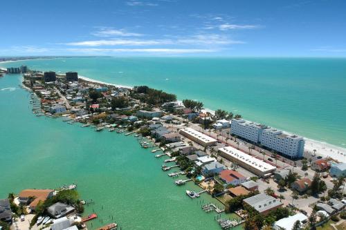 2 Bed 2 Bath Apartment In Tampa Bay