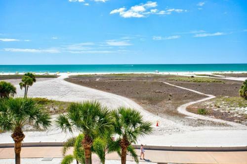 403 - Surf Beach Resort