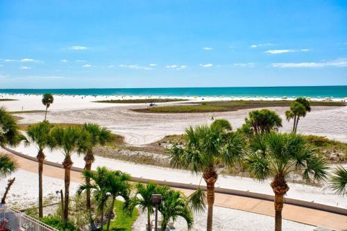 403 - Surf Beach Resort