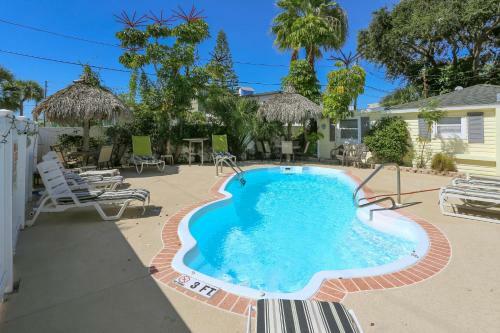 The Cottages At Madeira Beach/sea Turtle