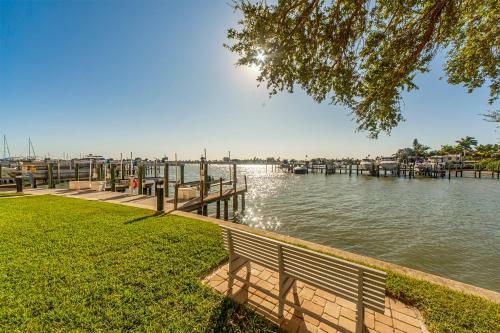 #2301 Snug Harbor Condominiums