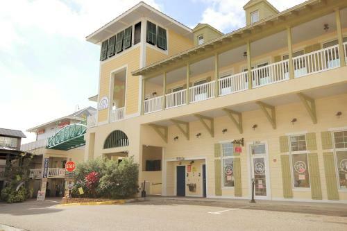 John's Pass Hotel - Brand New Property