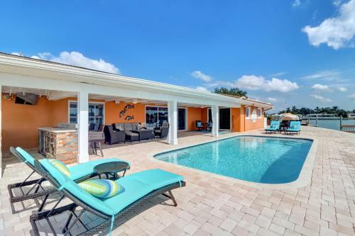 New Listing! Modern Retreat With Private Pool & Dock Home