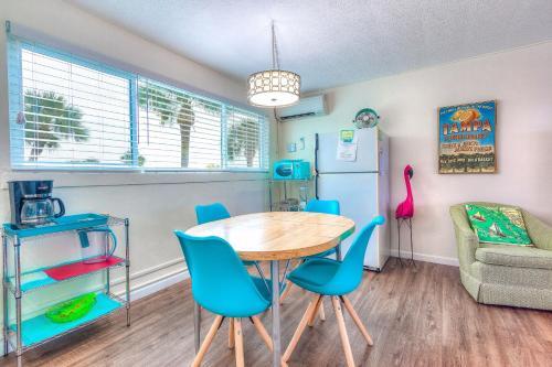 Apartamento Tropic Terrace #29 - Beachfront Rental Apts