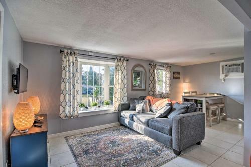 Apartamento Cozy Beach Apt With Pool, 3 Mi To St Pete!