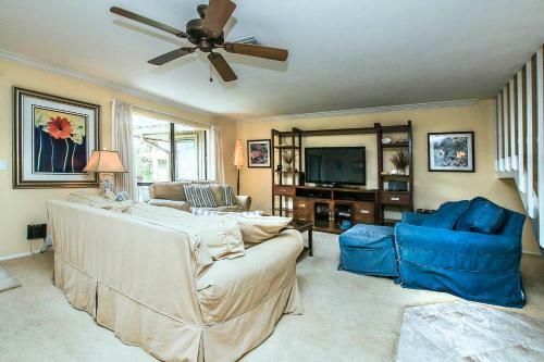 Blind Pass Condo C206 On Beautiful Sanibel Island