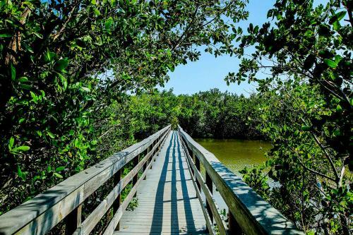 Blind Pass Condo E103 On Beautiful Sanibel Island