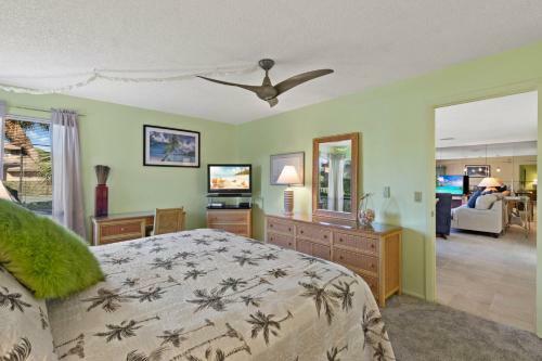 Blind Pass Condo E110 On Beautiful Sanibel Island